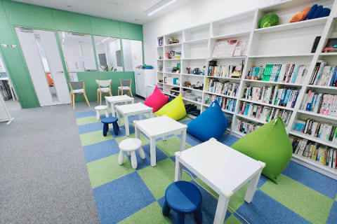 キッズプログラミングスクール8x9六甲道校　サロンスペース