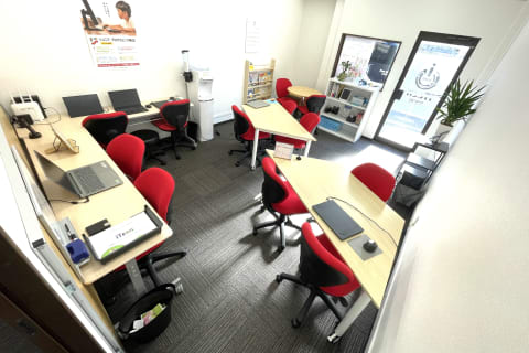 明るく清潔な教室