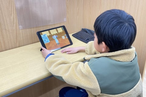 楽しくプログラミングを学べます！