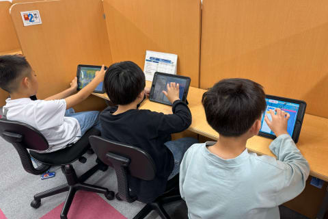 クリエイトモードで各自が作品を作っています！