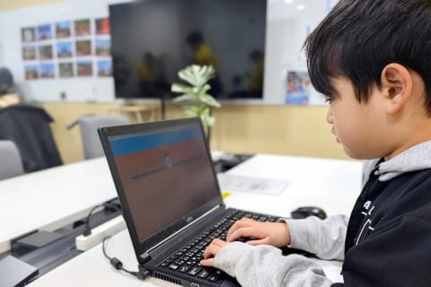 タイピング練習でPCスキル向上。プログラミングの土台を作る。