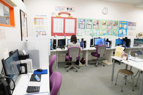 姉妹教室「パソコン市民講座」と同時受講可能です。