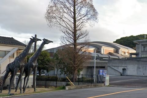 アリーナかぶとがに外観