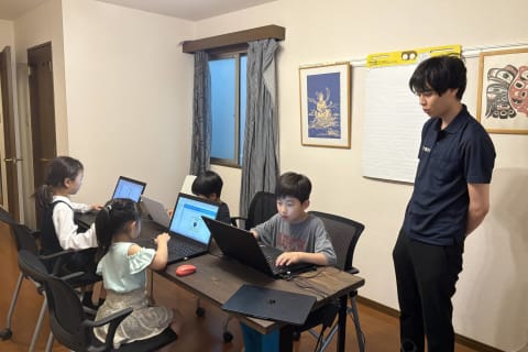 世田谷松陰神社駅前教室クラスのレッスンの様子