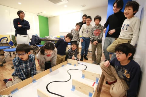 最後は全員がプレゼンテーションも行ないます。
