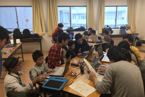 CoderDojoとよなかの活動風景