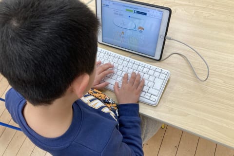 タイピング練習・ミッション・クリエイト発表会など様々なレッスンを実施！