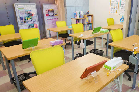 コーチが校舎全体を見渡しやすいレイアウトになっています