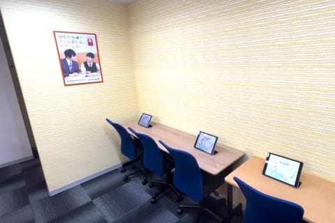 ゲーム感覚で本格的なプログラミングを学べます！