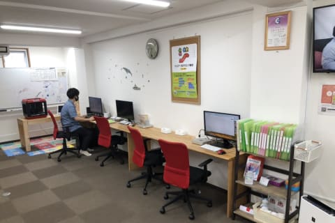 パソコンは4台ご用意しております