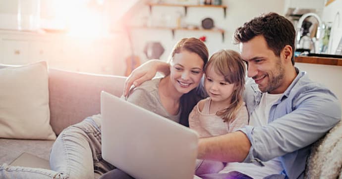 子どもにパソコンを与えるなら……やっておくべき安全対策&設定まとめ