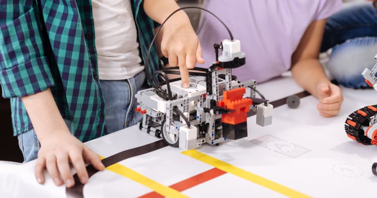 おすすめプログラミング教材5選 10歳以上のお子さんにおすすめ コエテコ