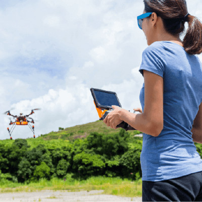ドローンの操縦