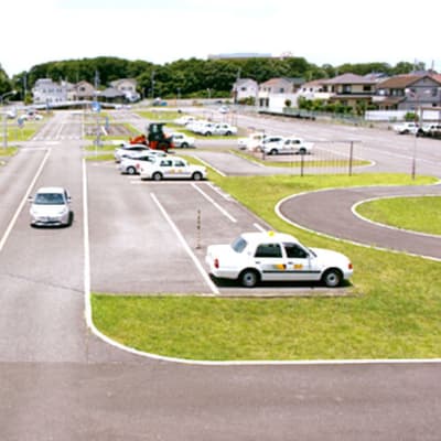 併設の自動車教習所