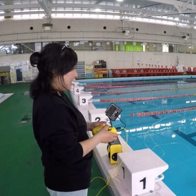 水中ドローンの操縦