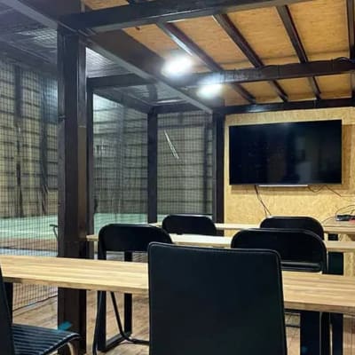 専用屋内フィールド