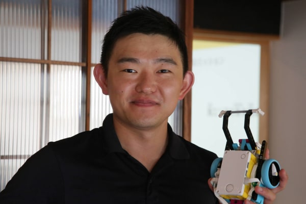 講師は大手プログラミングスクール出身