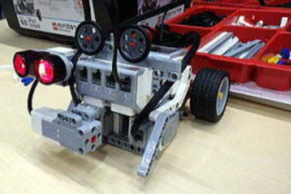 教育用ブロック、ロボットキットからオリジナルセンサーづくりまで