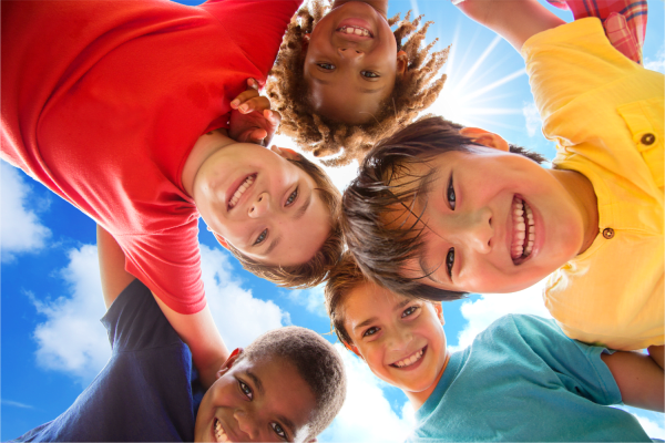 世界へはばたく翼を。