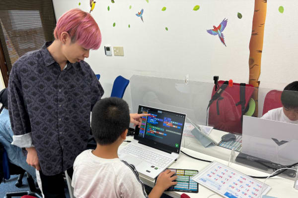 生徒たちが自由にのびのび楽しく学べる教室！振替や一時休会などもできます！