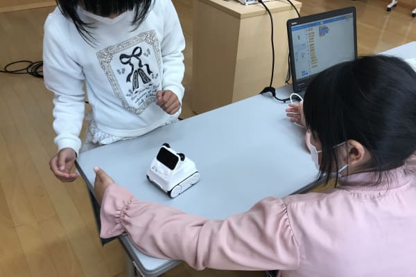 初心者でも安心、基礎の基礎から学習します