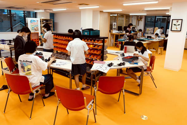 広々とした空間で自由な発想を育みます