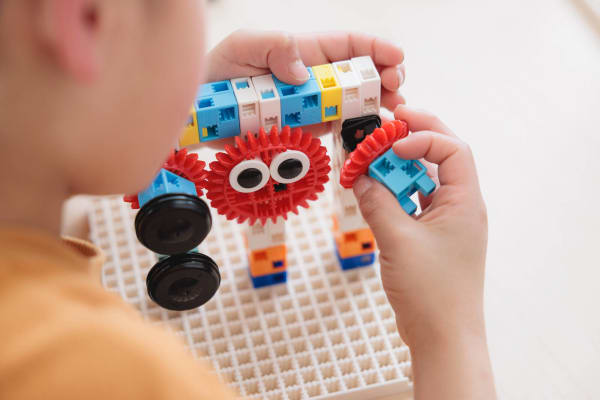 STEAM教育でAI社会を生き抜く創造力と思考力を身につけよう！