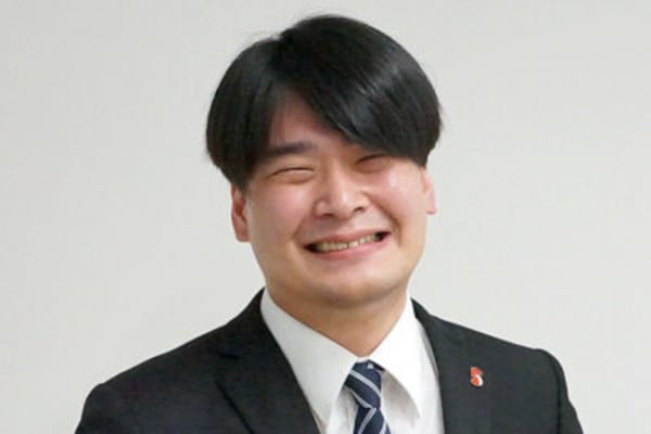 森谷智