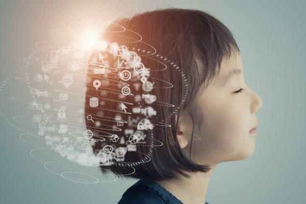 子供たちの興味を引く遊びを通じて、自主的な学びが生まれる