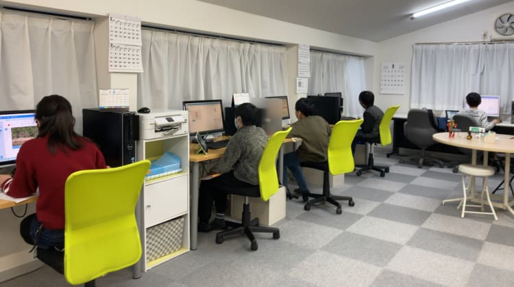 tech for elementary パソコン教室ふらっとの口コミ 評判 料金 プログラミング教室 ロボット教室 コエテコ