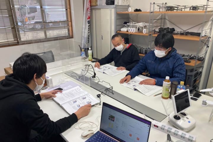 丁寧にレクチャーします