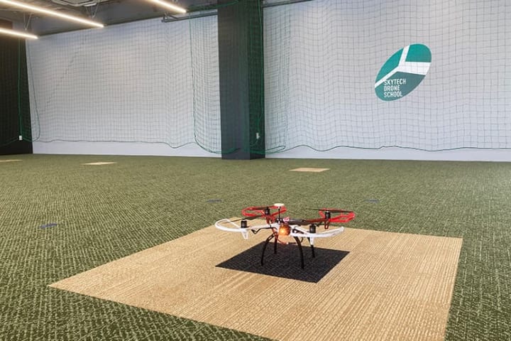 スカイテックドローンアカデミー 練習風景
