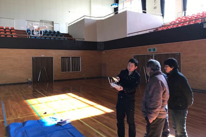 ドローンパイロットトレーニングアカデミー