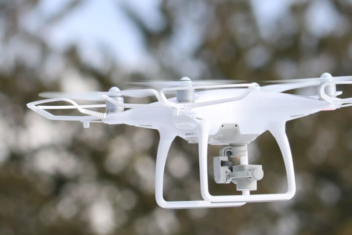 ドローン機体