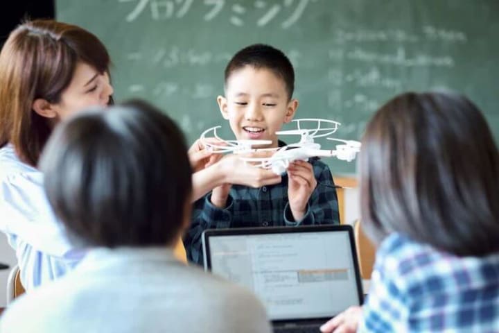子供向け ドローン×プログラミング教室