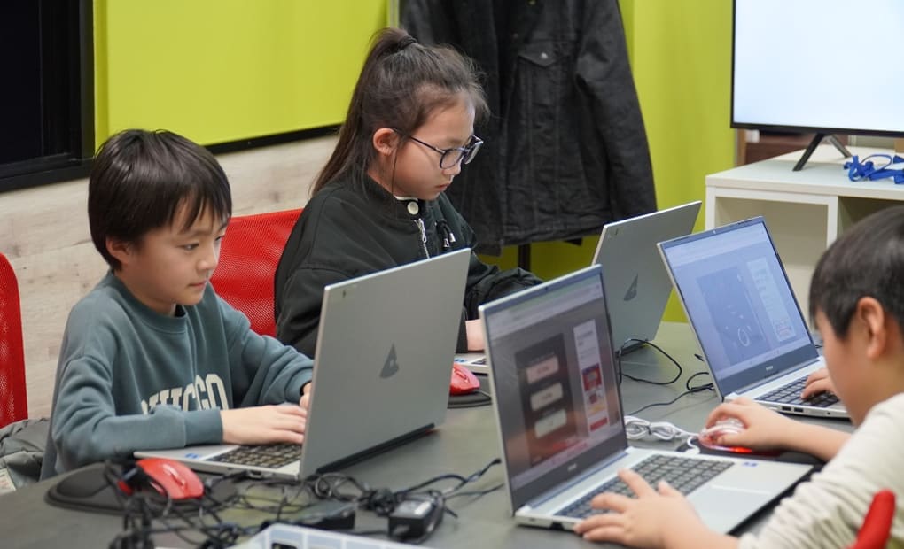 TRIGGプログラミングスクールの画像