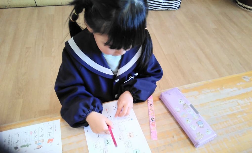 学研学研明和保育園教室の画像