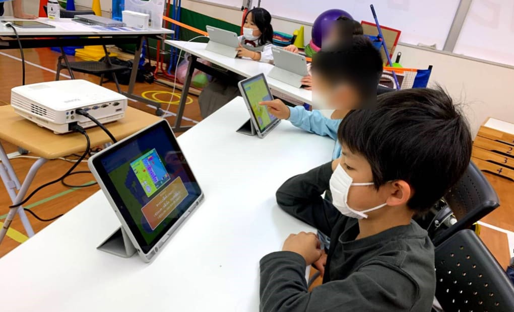 プログラミング教育 HALLO チャイルド・アイズ 箕面校の画像