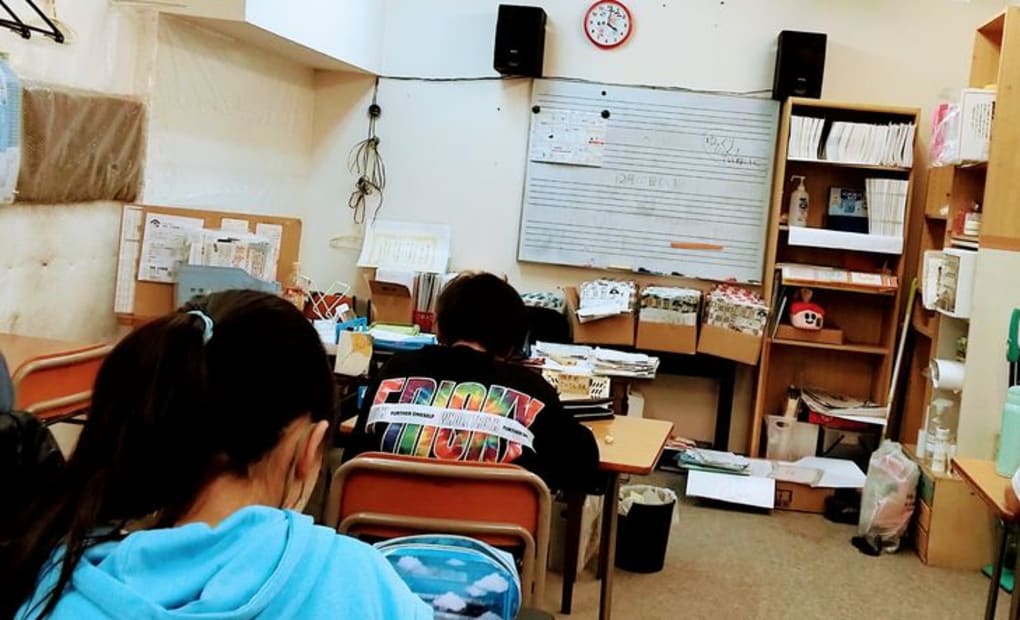 学研小机教室の画像