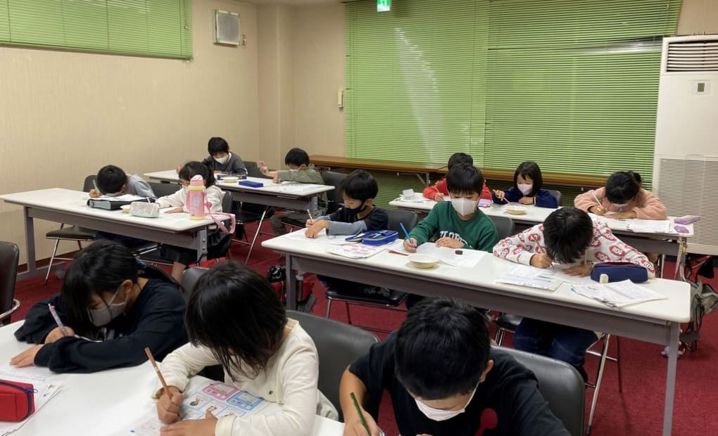 学研伏屋町会館教室の画像