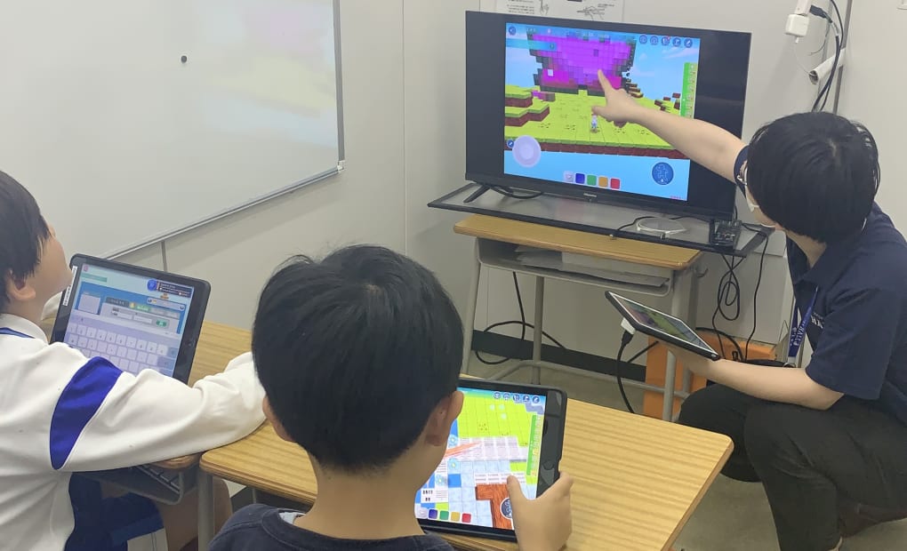 プログラミング教育 HALLO チャイルド・アイズ 甲南山手校の画像