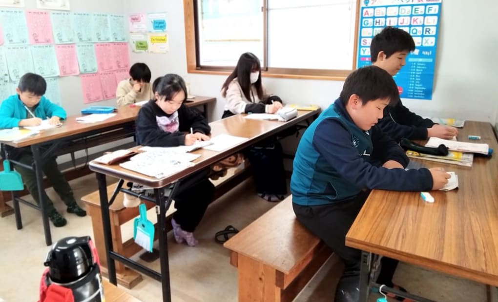 学研平和教室の画像