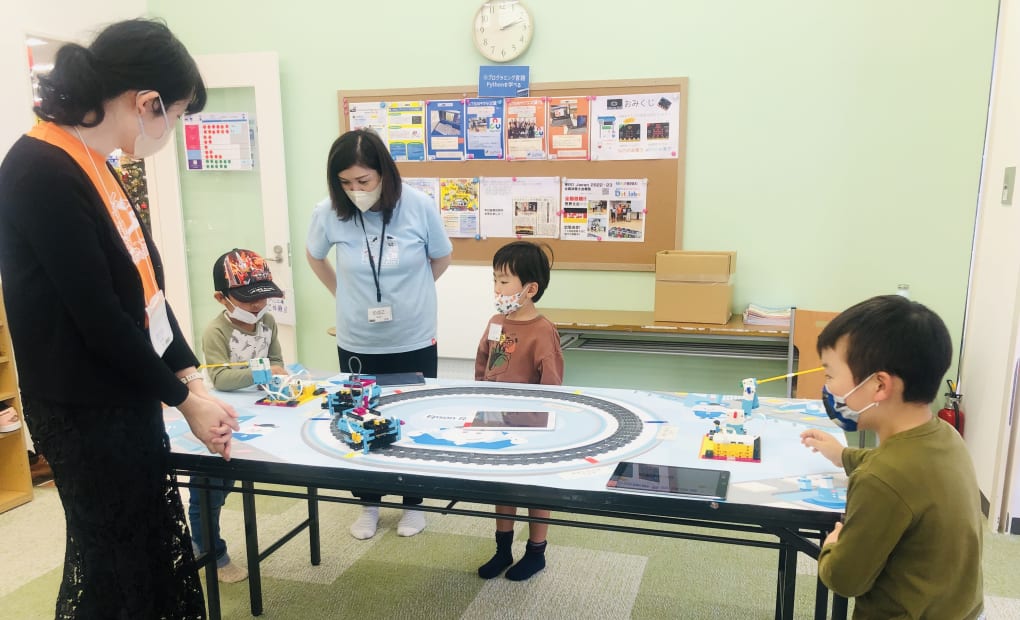 Dot.labo ロボ団高辻シャンピアポート校の画像