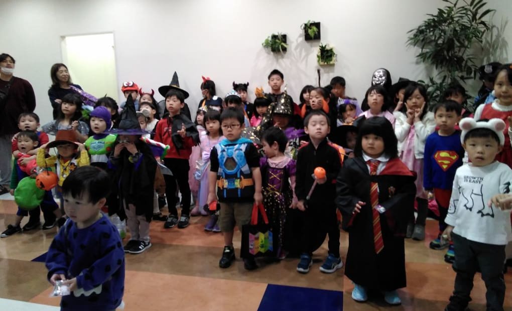 学研二上駅前教室の画像