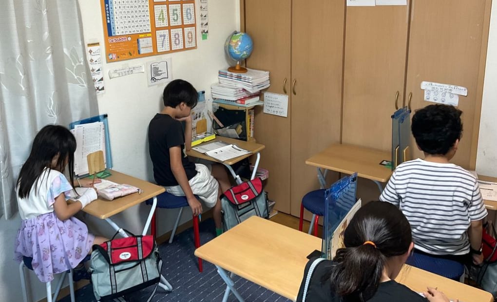 学研市場小学校前教室の画像