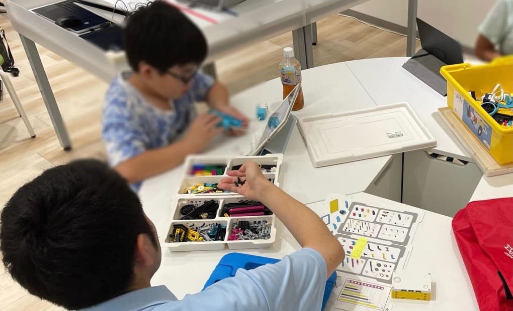 ロボ団 イオンモール船橋校の画像