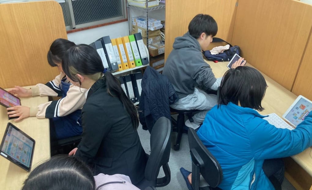 プログラミング教育 HALLO スクールIE 落合駅前校の画像