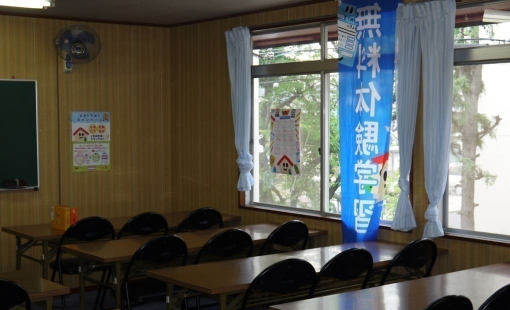 学研北小前教室の画像