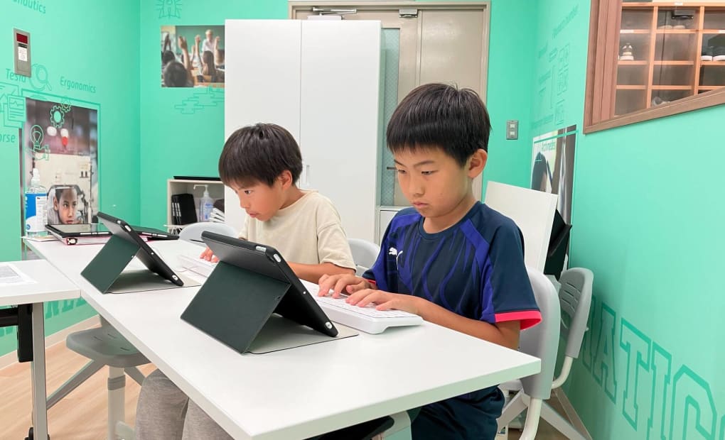 プログラミング教育 HALLO 駒沢大学校の画像