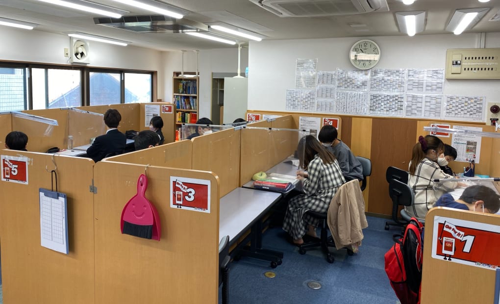 プログラミング教育 HALLO スクールIE 西大井校の画像